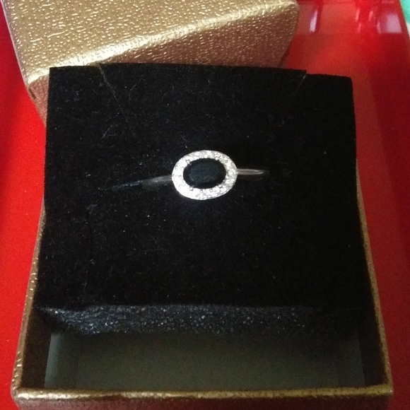 Sterling 925 Ring w/DIAMONDS & ONYX - Picture 4 of 7